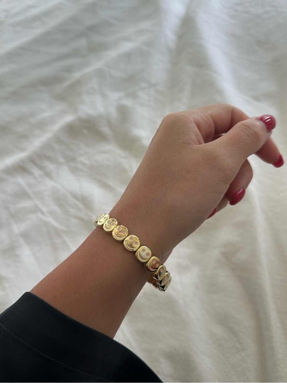 Gold Smiley Face Link Bracelet for Women